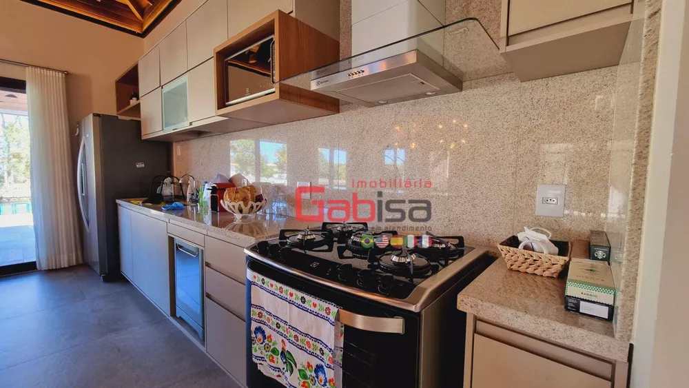 Casa, 4 quartos, 270 m² - Foto 27
