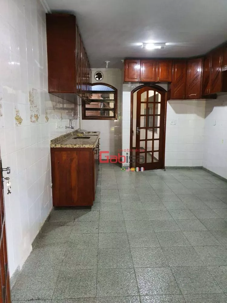 Casa, 4 quartos, 300 m² - Foto 23