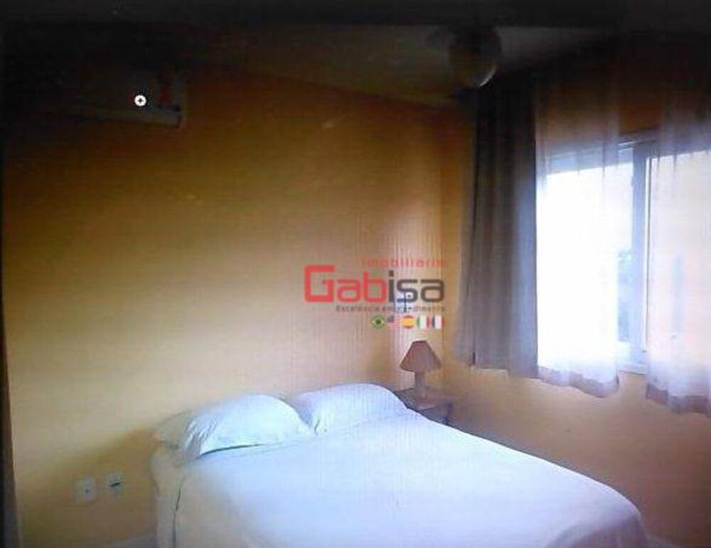 Casa à venda com 4 quartos, 240m² - Foto 16