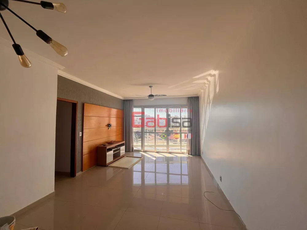 Apartamento, 3 quartos, 159 m² - Foto 2