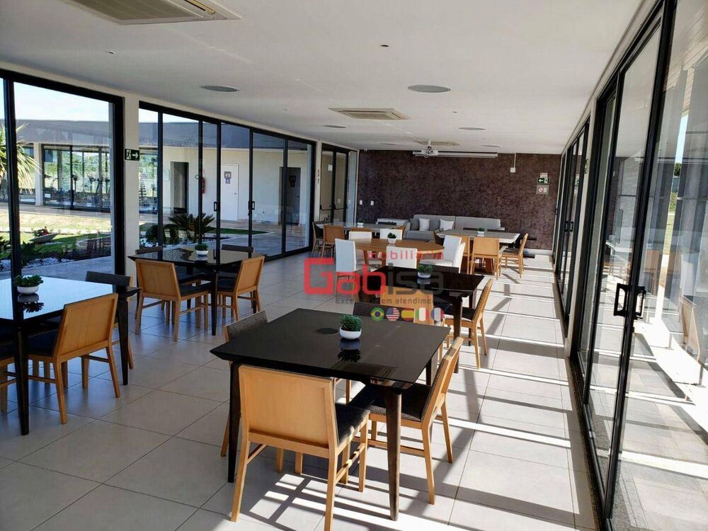 Casa de Condomínio à venda com 3 quartos, 300m² - Foto 8