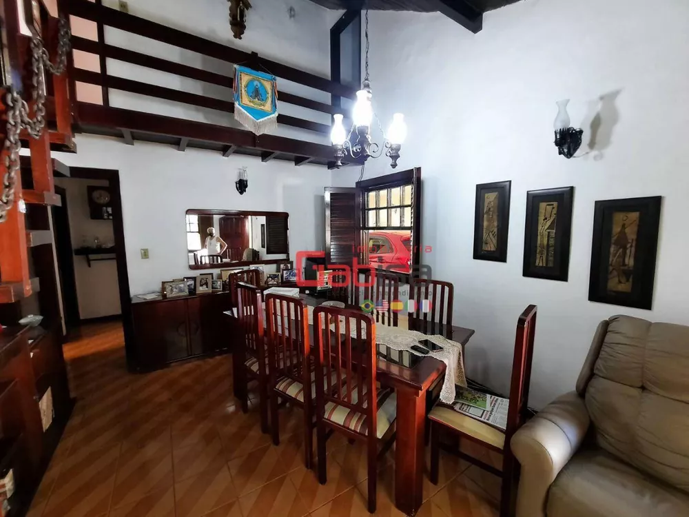 Casa, 4 quartos, 240 m² - Foto 19