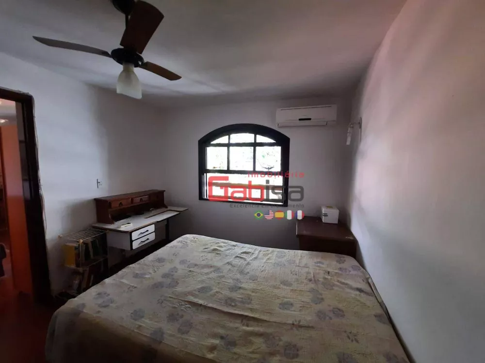 Casa, 4 quartos, 240 m² - Foto 13