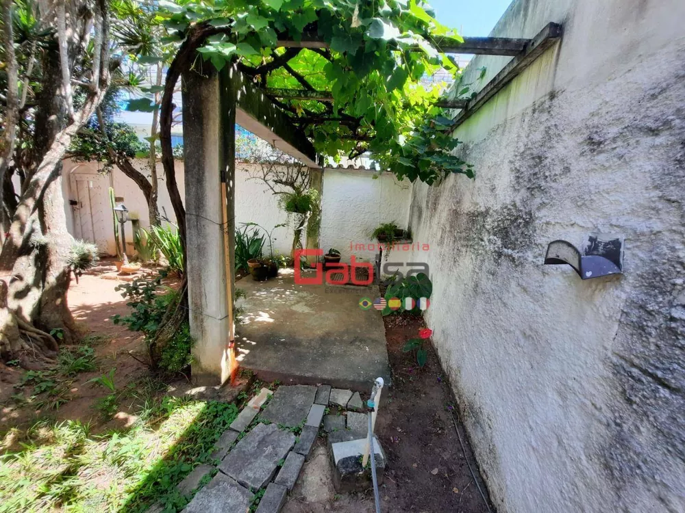 Casa, 4 quartos, 240 m² - Foto 23