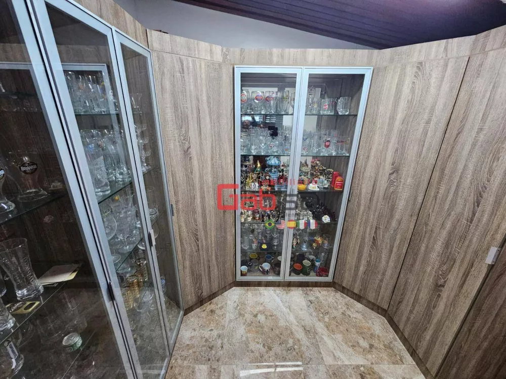 Cobertura, 4 quartos, 220 m² - Foto 2