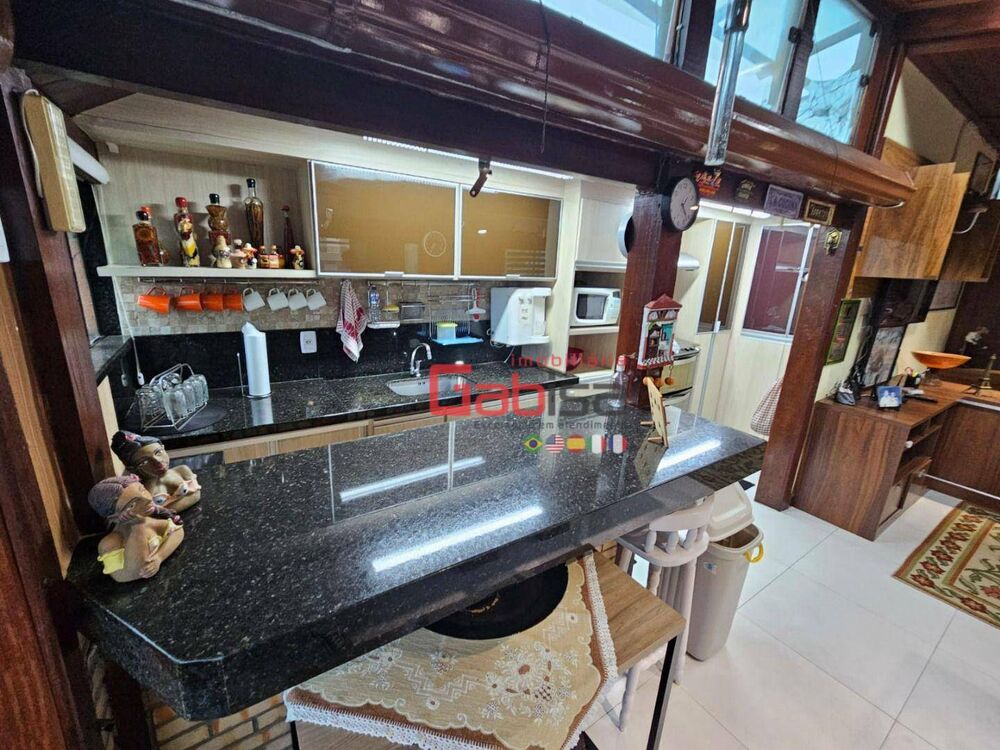 Cobertura à venda com 4 quartos, 220m² - Foto 15