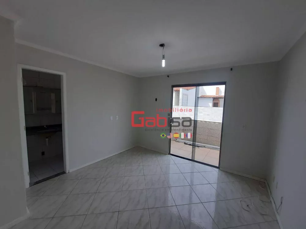 Cobertura, 3 quartos, 140 m² - Foto 1