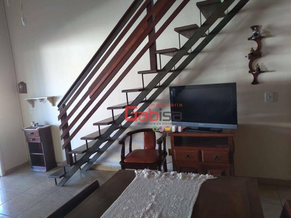 Casa à venda com 2 quartos, 70m² - Foto 1