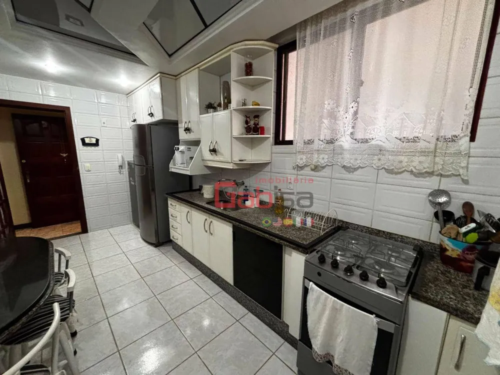 Apartamento, 3 quartos, 140 m² - Foto 8