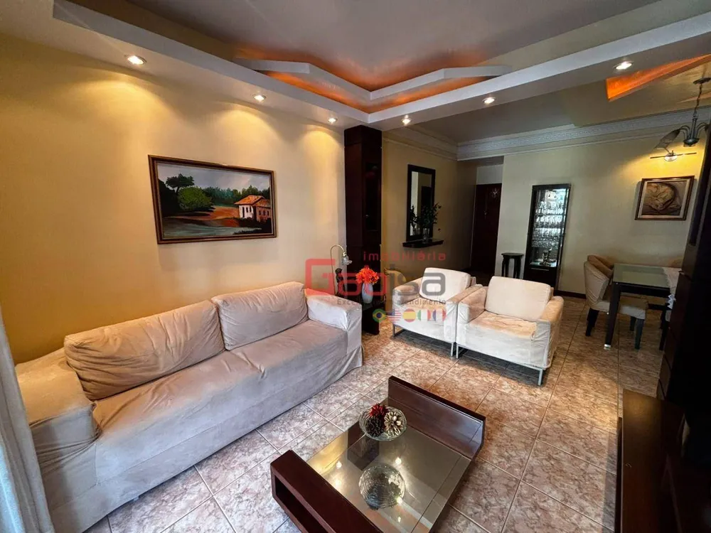 Apartamento, 3 quartos, 140 m² - Foto 1