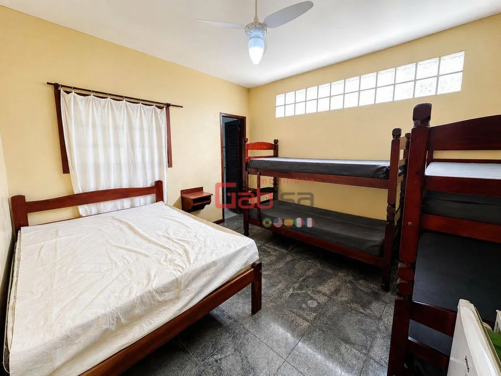 Casa, 8 quartos, 234 m² - Foto 11