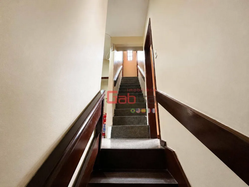 Casa, 8 quartos, 234 m² - Foto 24