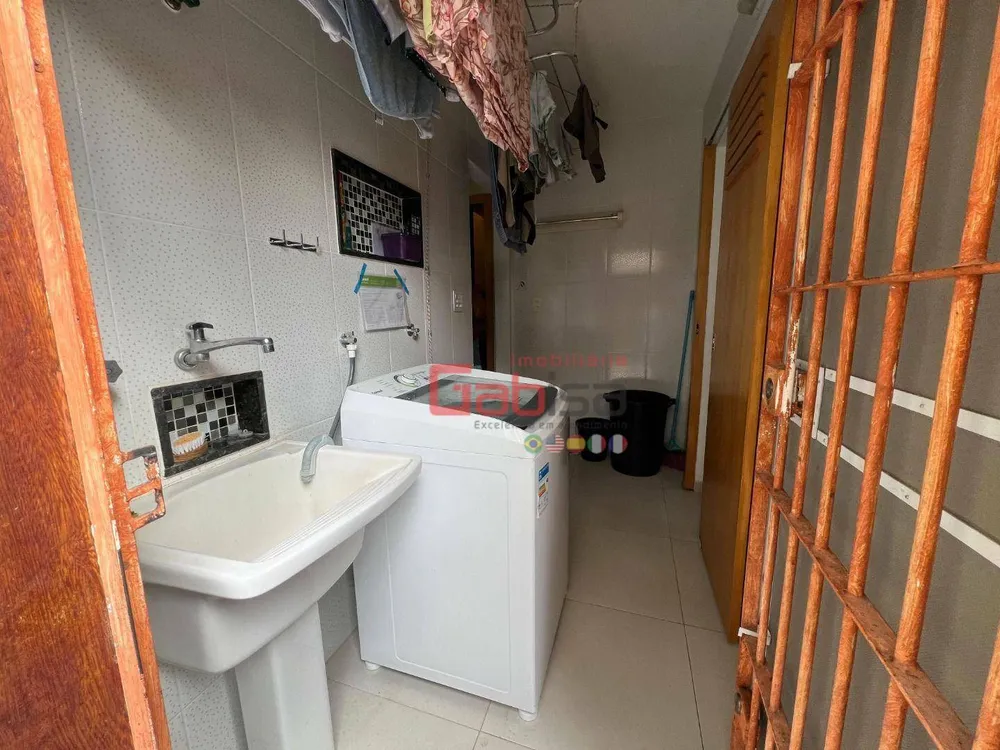 Casa, 5 quartos, 200 m² - Foto 13