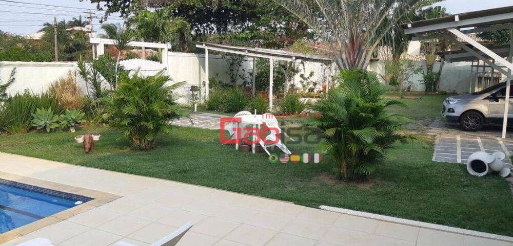 Casa à venda com 4 quartos, 300m² - Foto 14