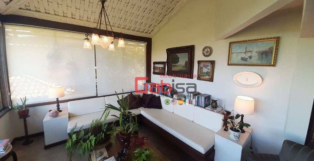 Casa de Condomínio à venda com 4 quartos, 201m² - Foto 1