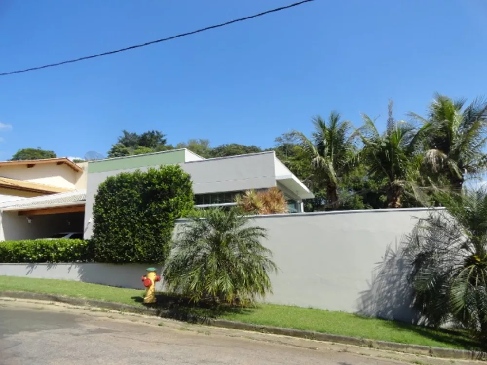 Casa de Condomínio à venda com 4 quartos, 220m² - Foto 1