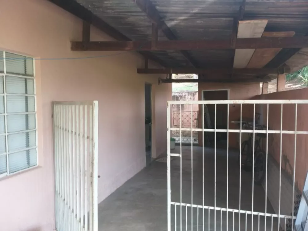 Casa para alugar com 3 quartos, 120m² - Foto 12