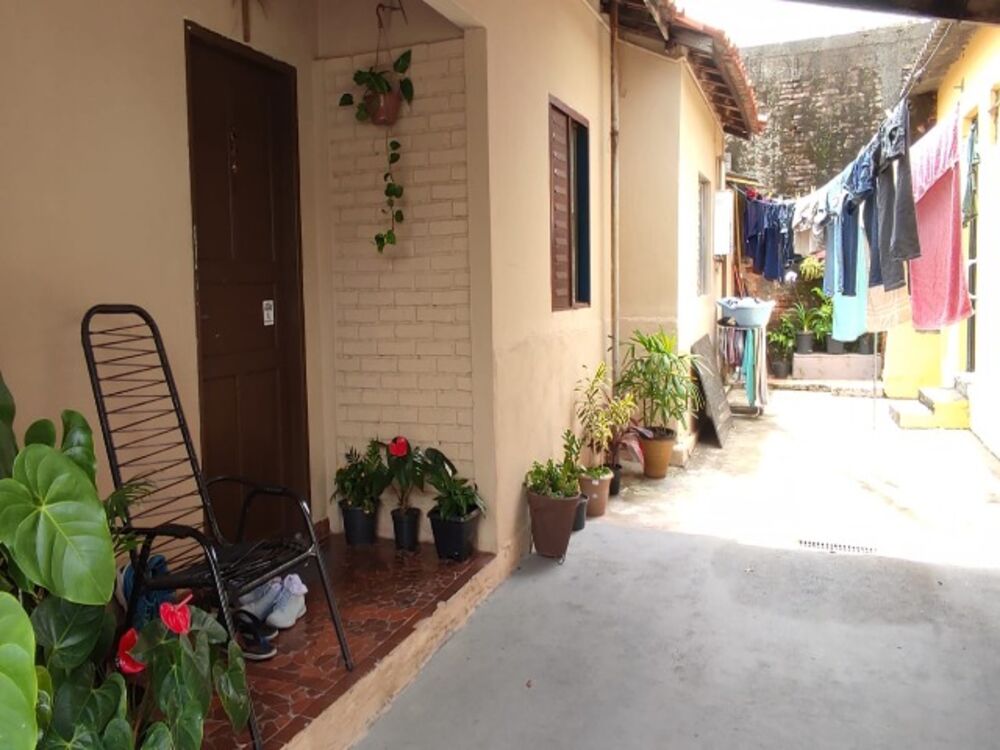 Casa à venda com 3 quartos, 109m² - Foto 1