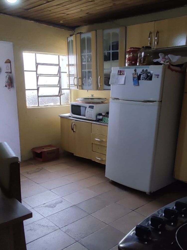 Casa à venda com 3 quartos, 109m² - Foto 4