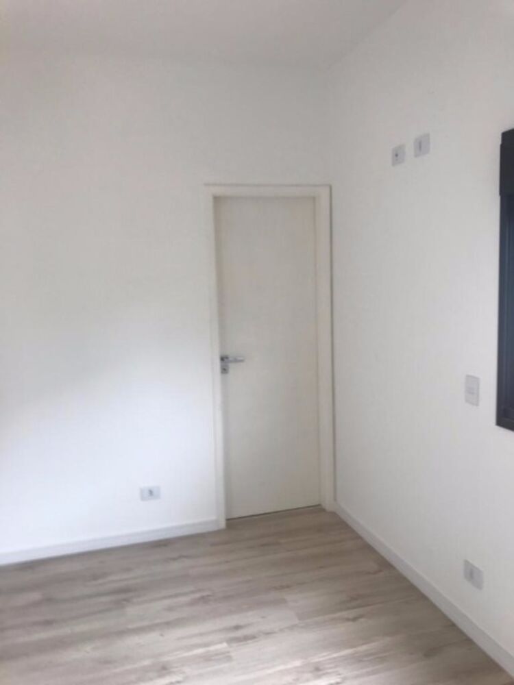 Casa de Condomínio à venda com 3 quartos, 245m² - Foto 1