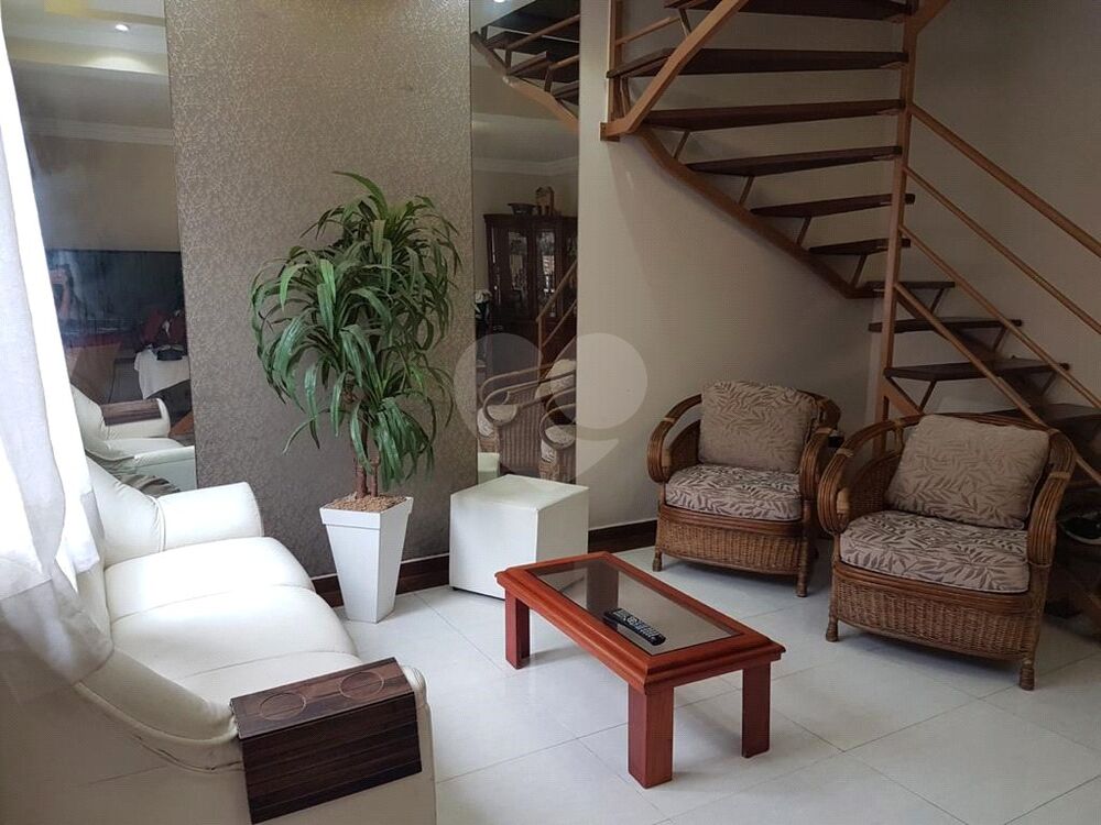 Casa à venda com 3 quartos, 83m² - Foto 8