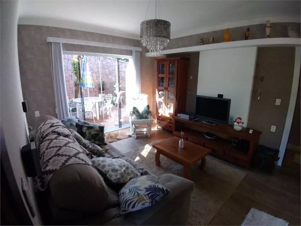 Casa, 4 quartos, 246 m² - Foto 2