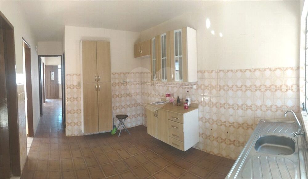Casa à venda com 3 quartos, 109m² - Foto 2