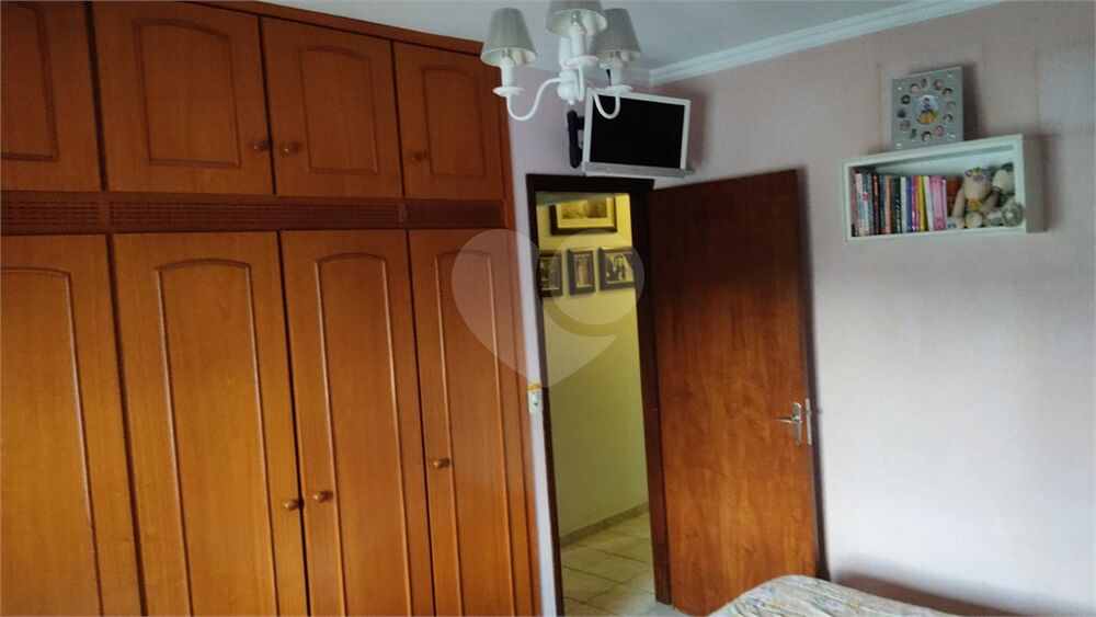 Casa, 3 quartos, 226 m² - Foto 4