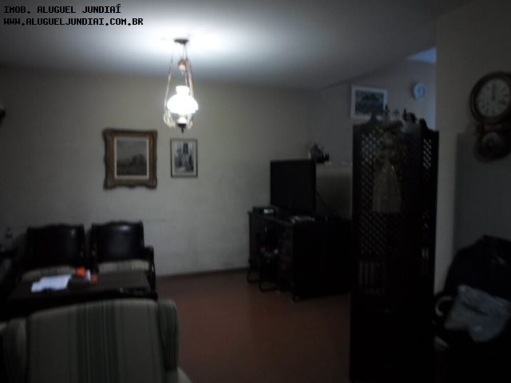 Prédio Inteiro à venda com 3 quartos, 200m² - Foto 2