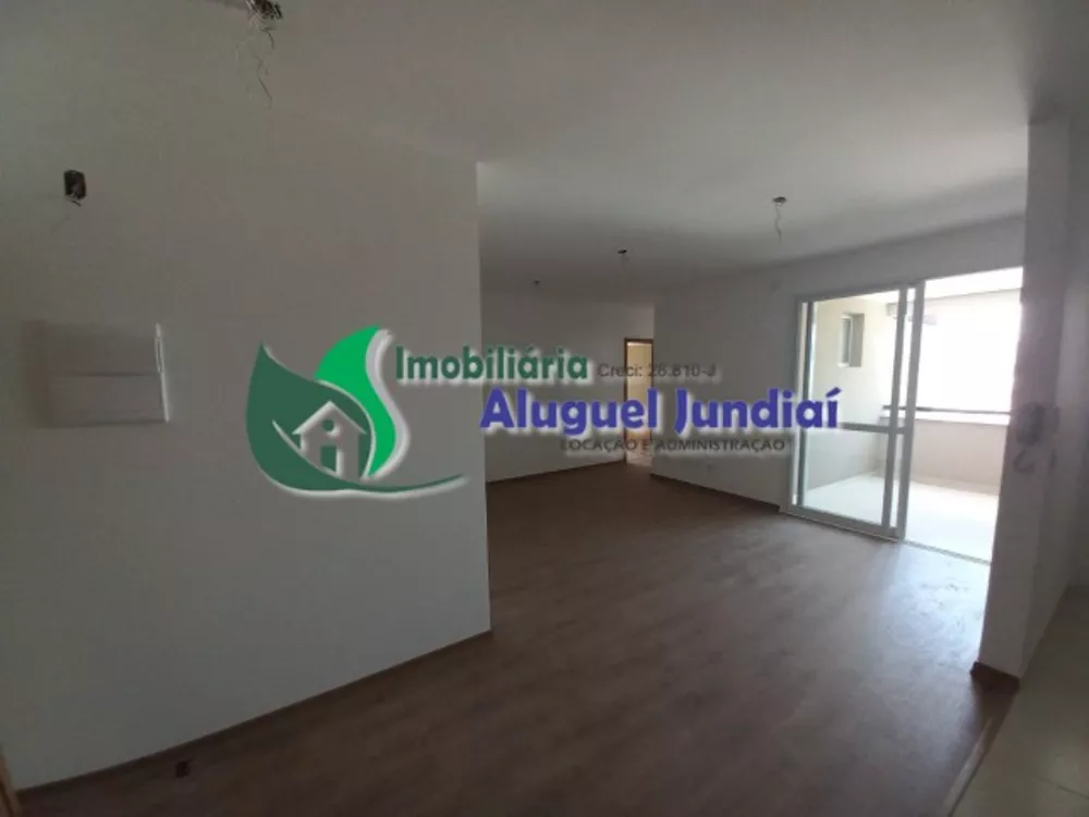 Apartamento para alugar com 3 quartos, 101m² - Foto 2