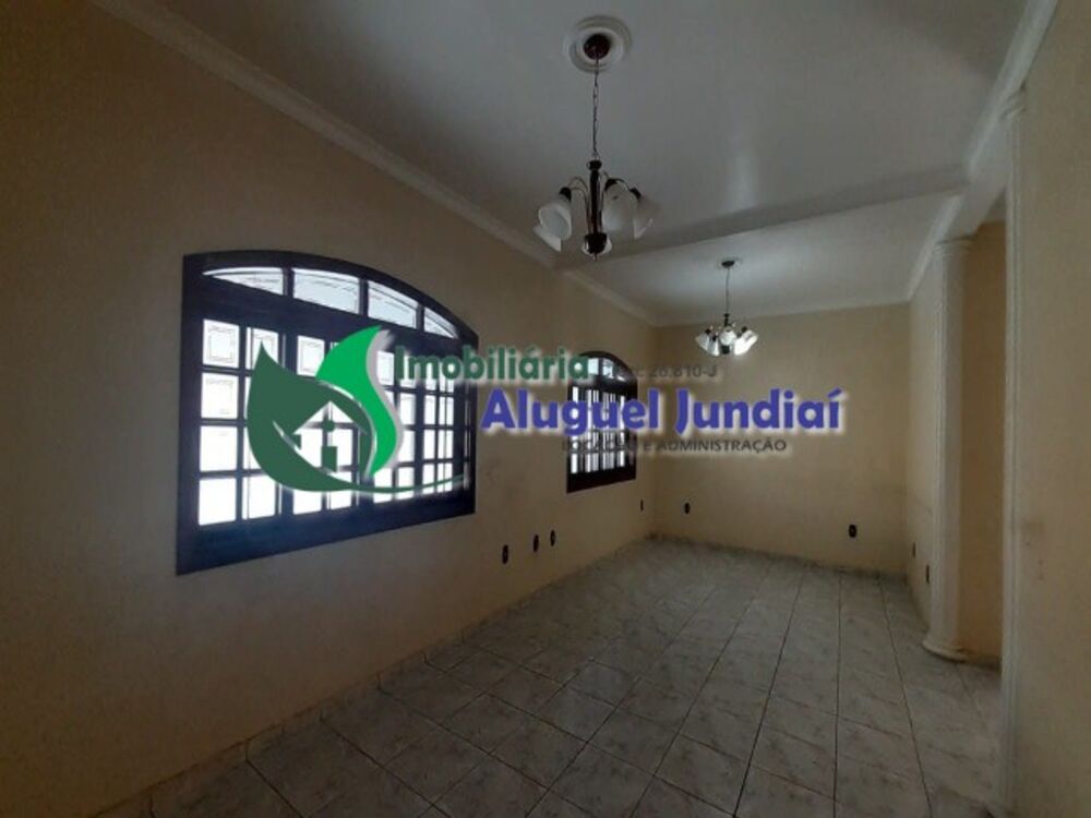 Sobrado à venda e aluguel com 3 quartos, 250m² - Foto 1