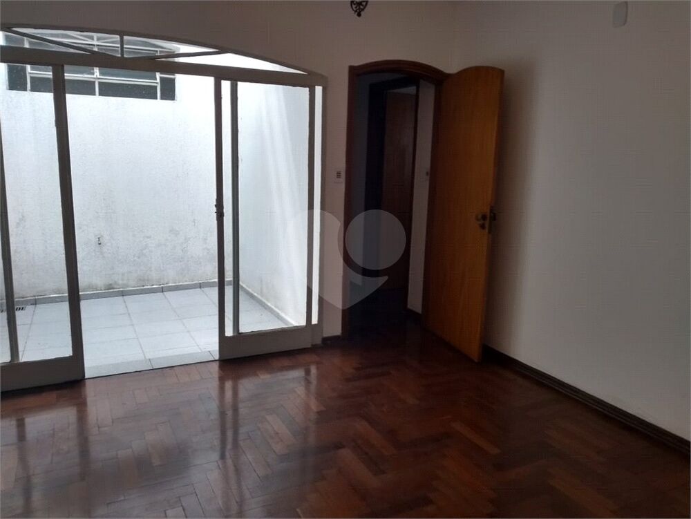 Casa, 3 quartos, 200 m² - Foto 2
