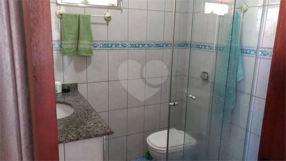 Casa à venda com 4 quartos, 190m² - Foto 15