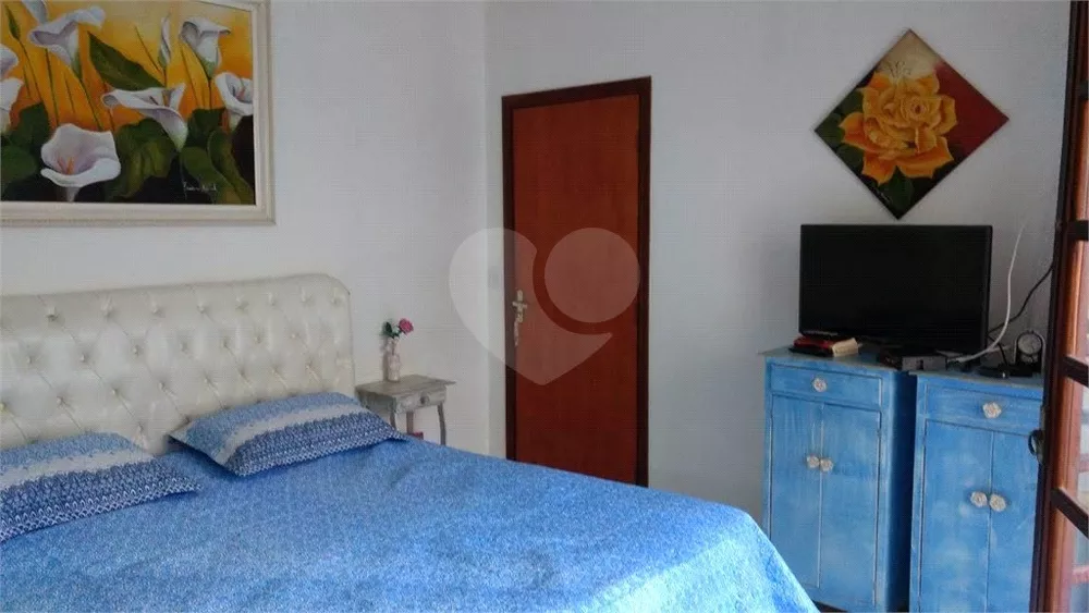 Casa à venda com 4 quartos, 190m² - Foto 7