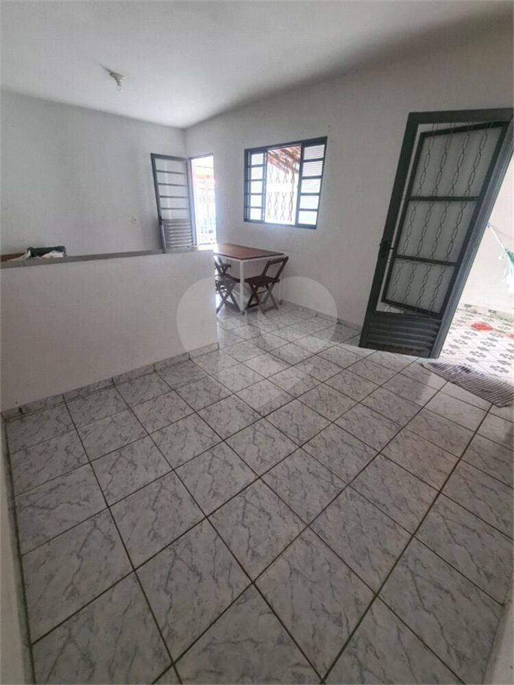 Casa à venda com 3 quartos, 125m² - Foto 3