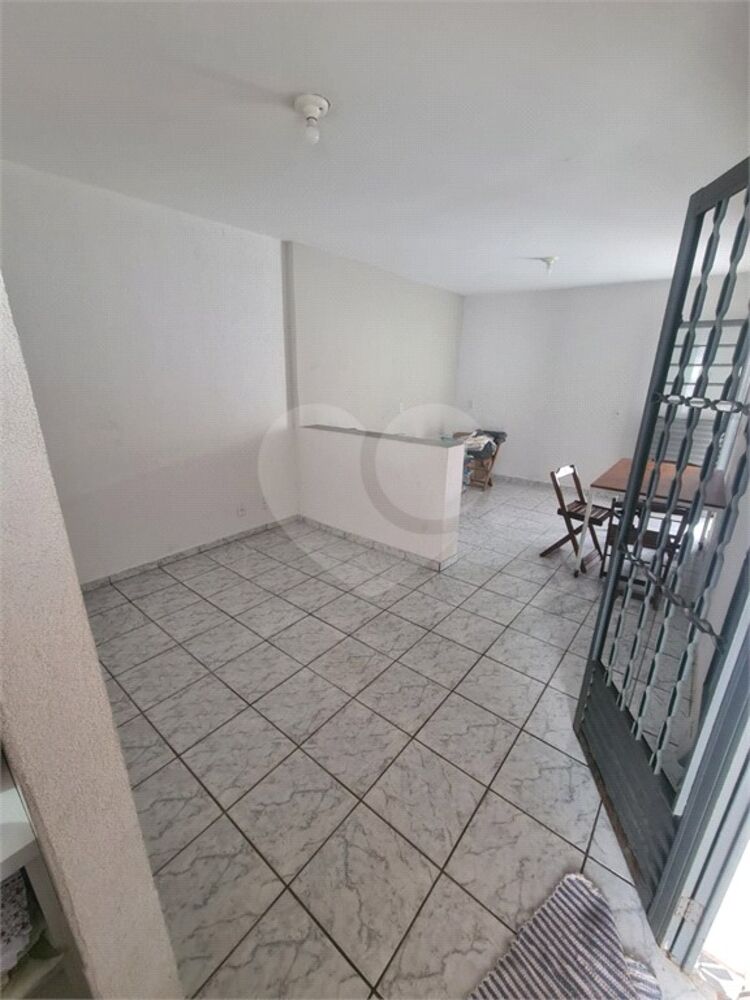 Casa à venda com 3 quartos, 125m² - Foto 4
