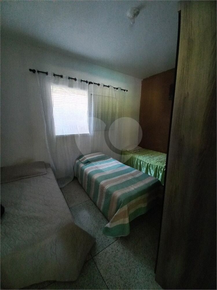 Chácara à venda com 3 quartos, 252m² - Foto 11