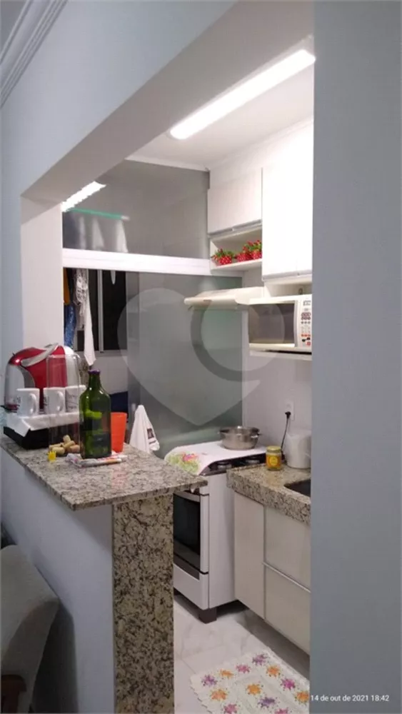 Apartamento à venda com 2 quartos, 57m² - Foto 2