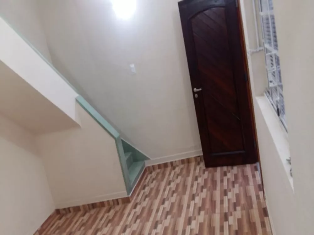 Sobrado à venda com 2 quartos, 51m² - Foto 2