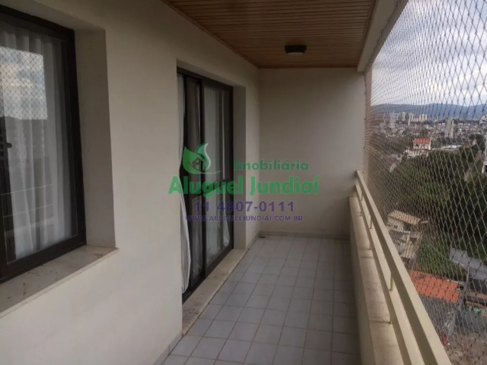 Apartamento à venda com 3 quartos, 170m² - Foto 2