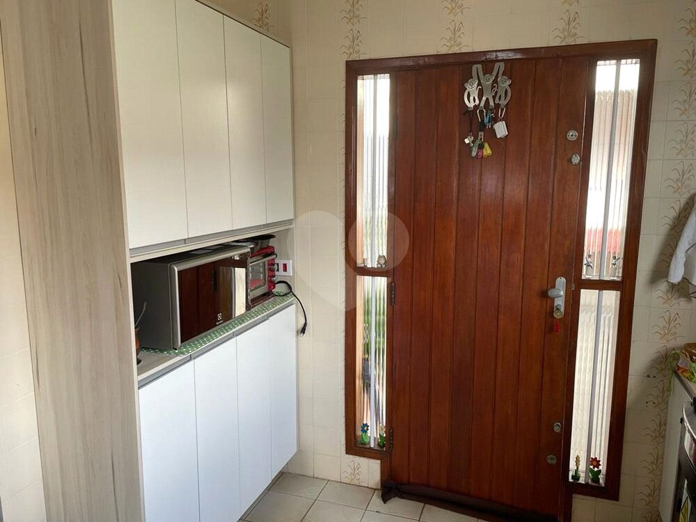 Casa, 3 quartos, 174 m² - Foto 1