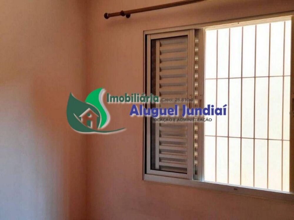 Casa para alugar com 3 quartos, 269m² - Foto 1