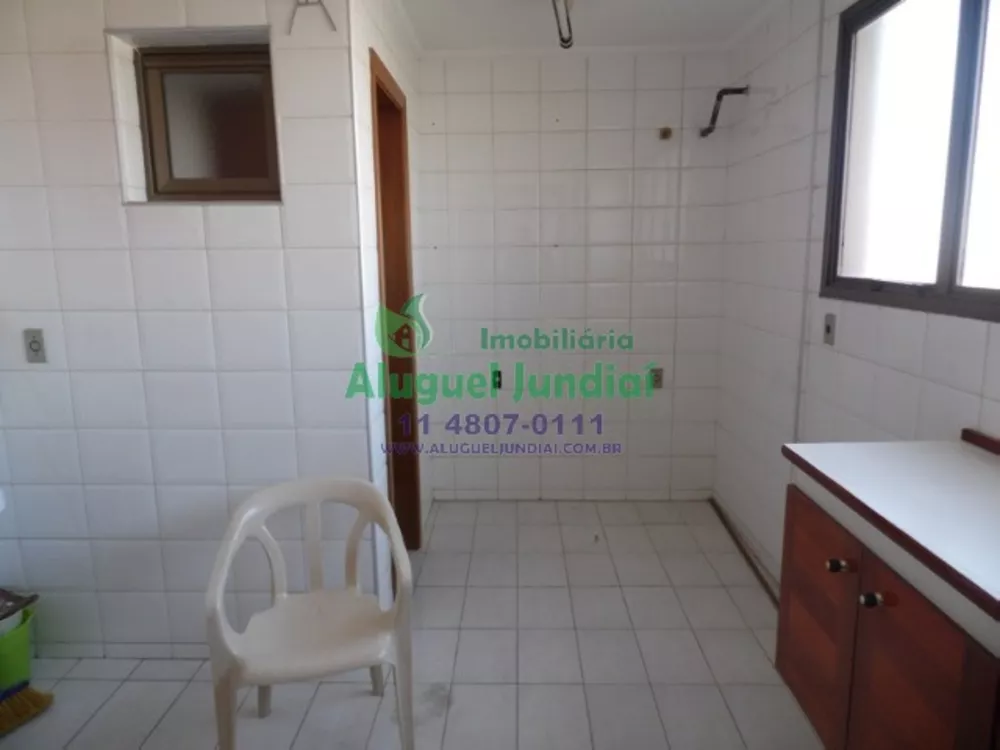 Apartamento à venda com 3 quartos, 120m² - Foto 2