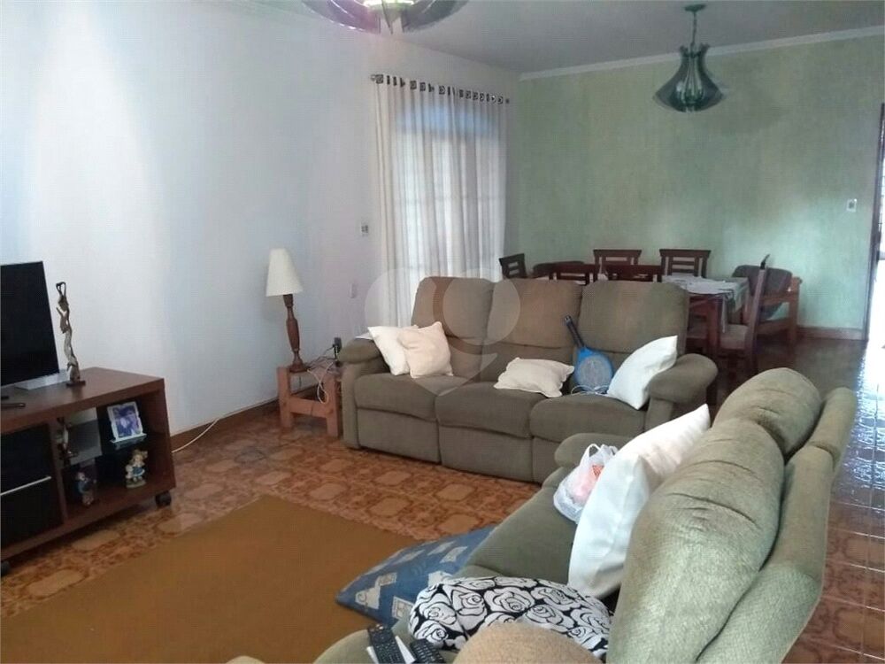 Casa, 2 quartos, 361 m² - Foto 1