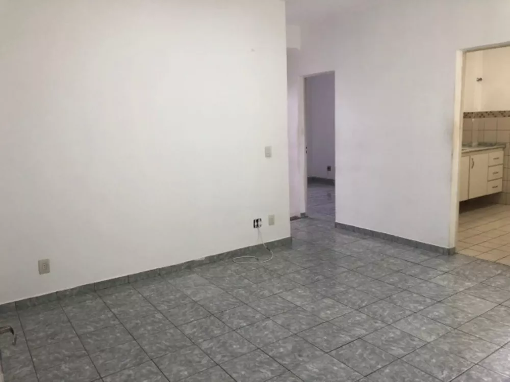 Apartamento à venda com 2 quartos, 65m² - Foto 3