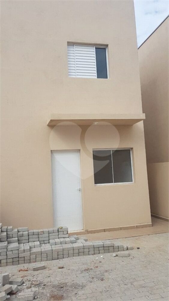 Casa, 2 quartos, 58 m² - Foto 1