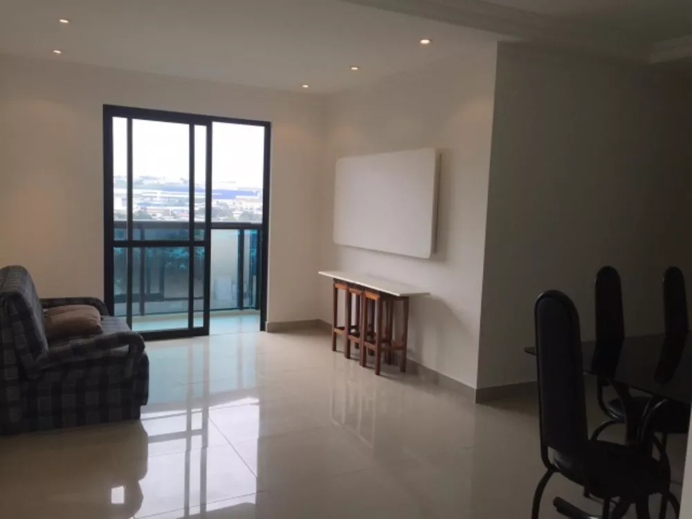 Apartamento à venda com 3 quartos, 100m² - Foto 1