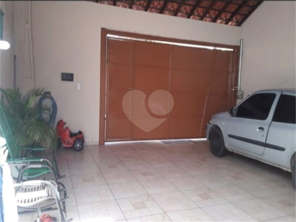 Casa à venda com 3 quartos, 198m² - Foto 12
