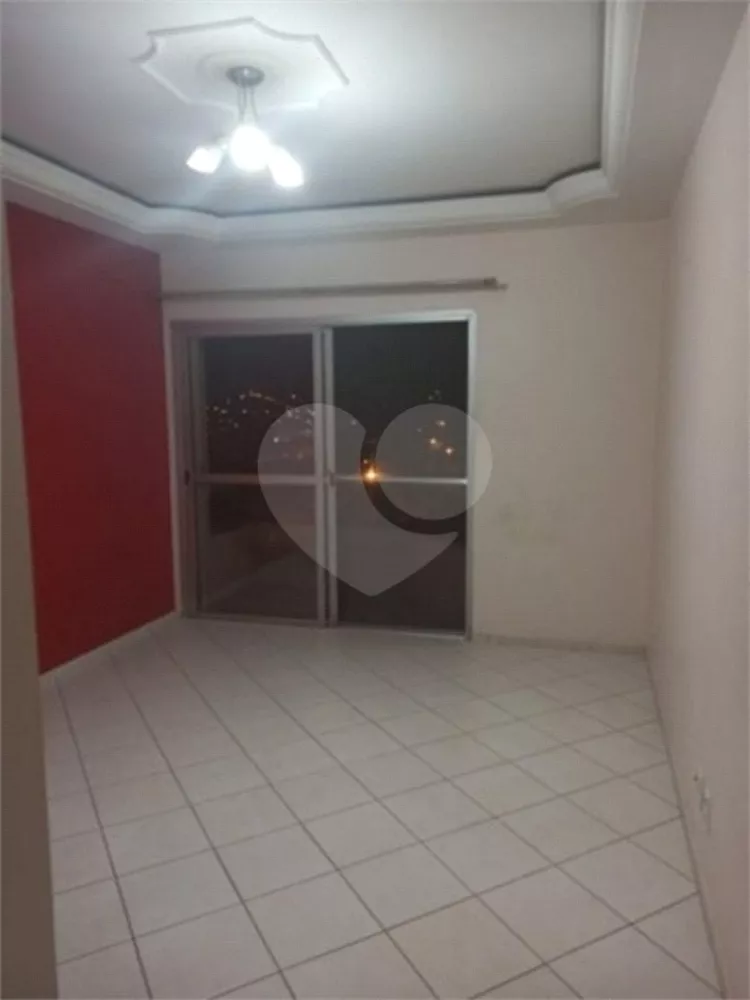 Apartamento à venda com 3 quartos, 82m² - Foto 4