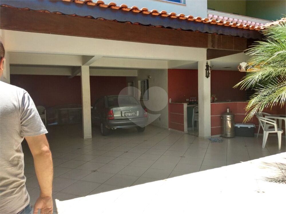 Casa, 3 quartos, 215 m² - Foto 8